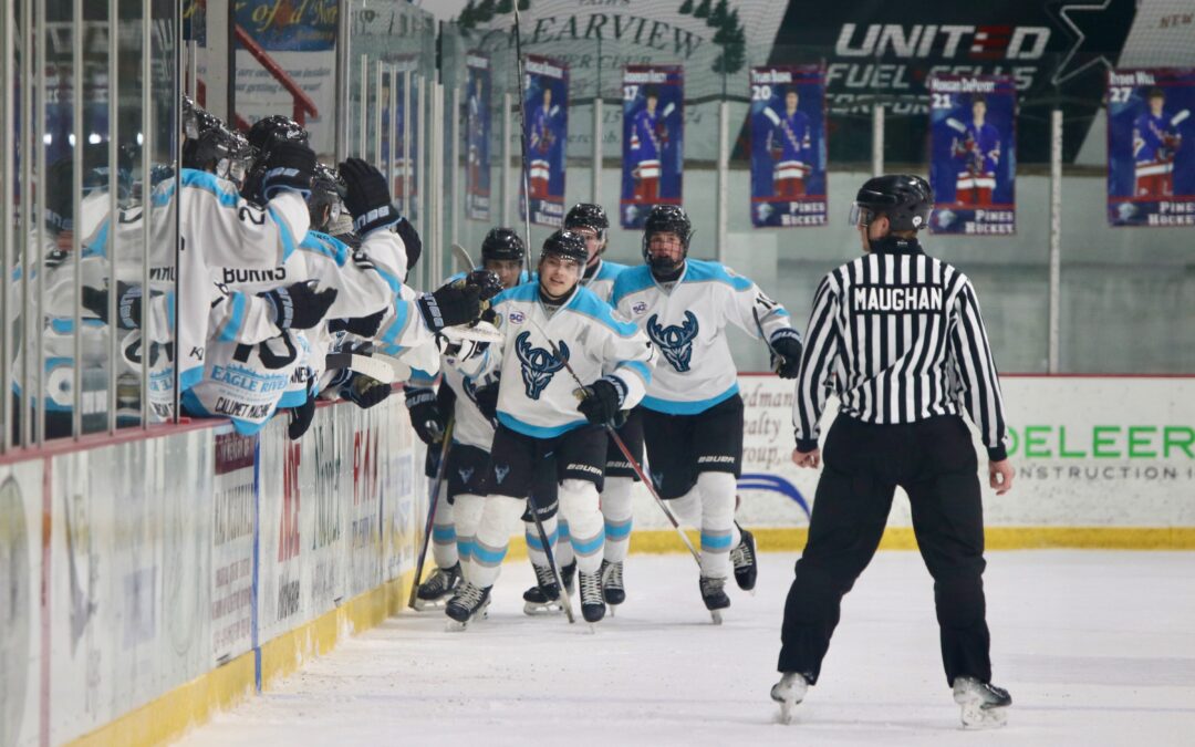 Windigo Sweep the Jr. Blues to Regain First Place