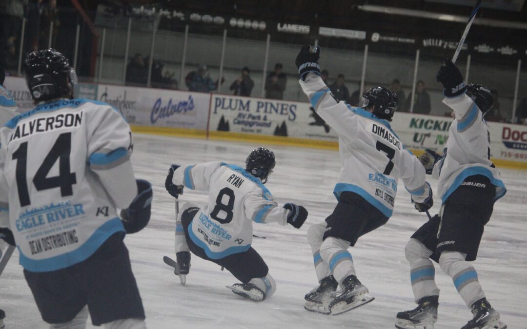 Windigo Split First Two Games of Midwest Division Robertson Cup Semi-finals with the Chippewa Steel